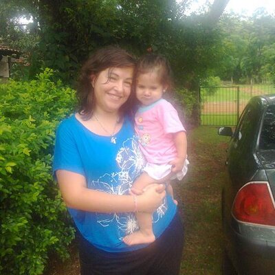 Profile Picture of Katherine Thompson (@Kathi_1987) on Twitter