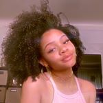 Profile Picture of ✨Christina✨ (@_curlychristina) on Instagram