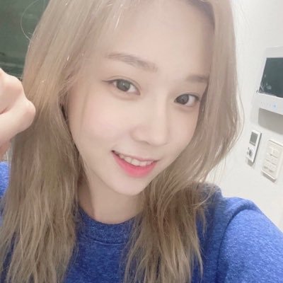 Profile Picture of Kim Minjeong (@jenniemyIove) on Twitter