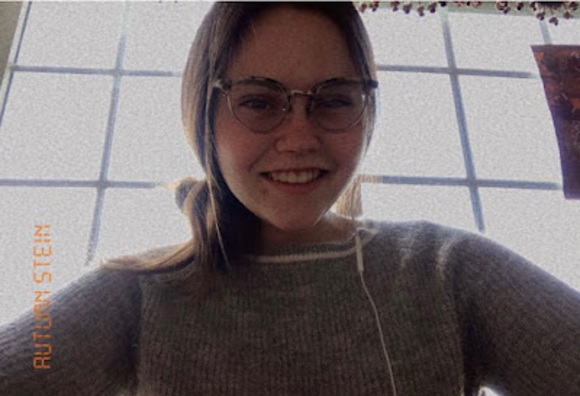 Profile Picture of Autumn Stein (@autumnstein18) on Poshmark