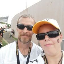 Profile Picture of Laura Stewart (@bunny0306) on Twitter