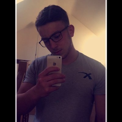 Profile Picture of Tom (@tom_holroyd2) on Twitter