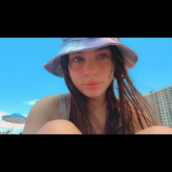 Profile Picture of Katelynn Allen (@katelynnalle456) on Poshmark