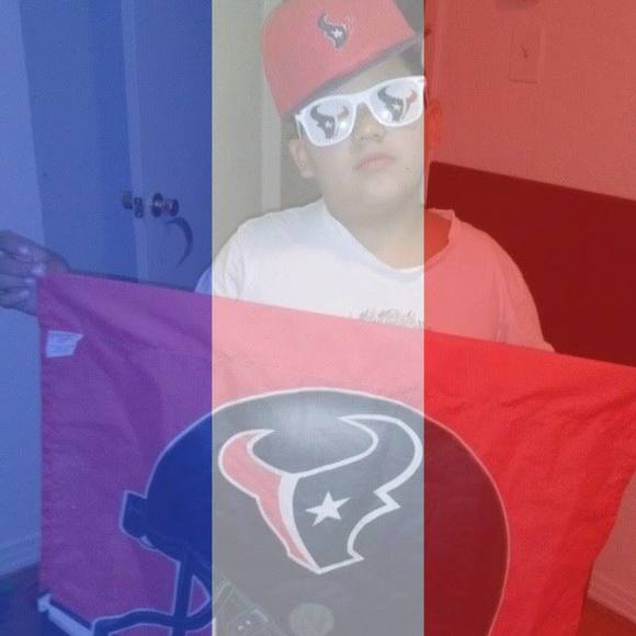 Profile Picture of David Griffith (@dee71314) on Poshmark