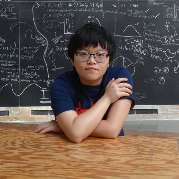 Profile Picture of Ting Kai (@katy8747903) on Poshmark