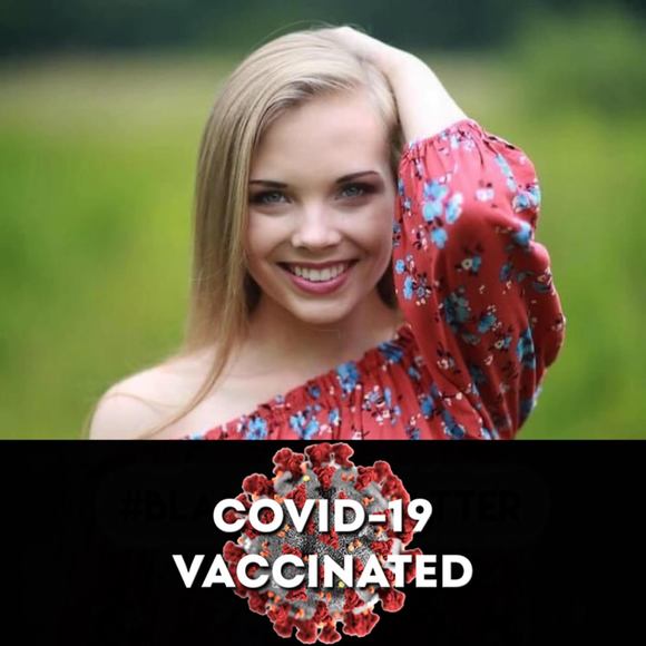 Profile Picture of Amanda Thiers (@amanda11dance) on Poshmark