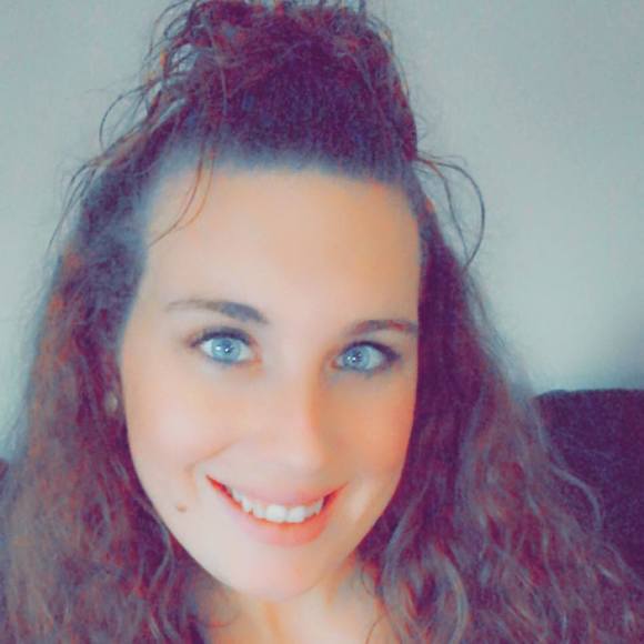 Profile Picture of Carly Griffis (@griffis365) on Poshmark