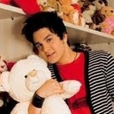 Profile Picture of Letícia Lopes (@FcLSQuimiPerfei) on Twitter