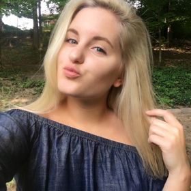 Profile Picture of Auttie (@auttierea) on Pinterest