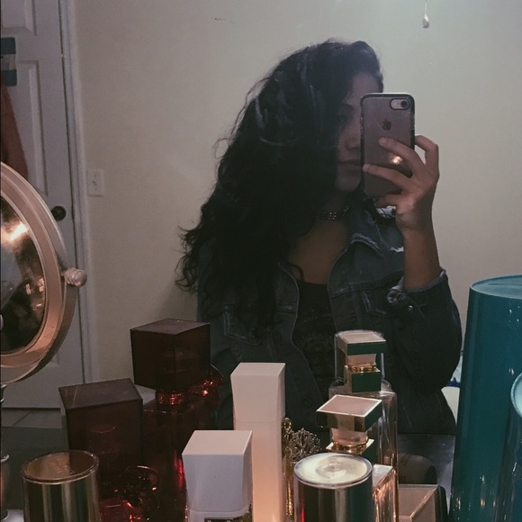 Profile Picture of Joslaine Disz (@joslainediaz) on Poshmark