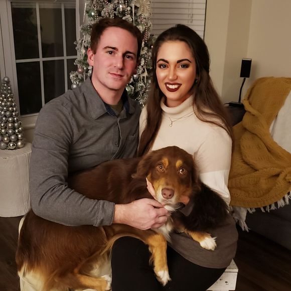 Profile Picture of Caitlyn Barati (@carrie3458) on Poshmark