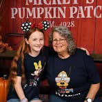 Profile Picture of Stephanie Elkins Carroll (@scarroll430) on Facebook