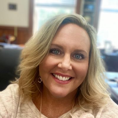 Profile Picture of Rhonda Perry (@RhondaRperry) on Twitter