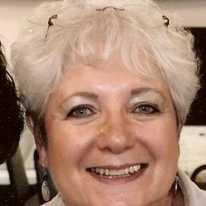 Profile Picture of Elaine Archer (@187557268) on Myspace