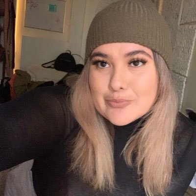 Profile Picture of Itzel Lopez (@itzybitzy95) on Twitter