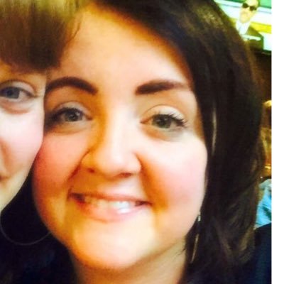 Profile Picture of Pamela Macpherson (@a8pammy) on Twitter