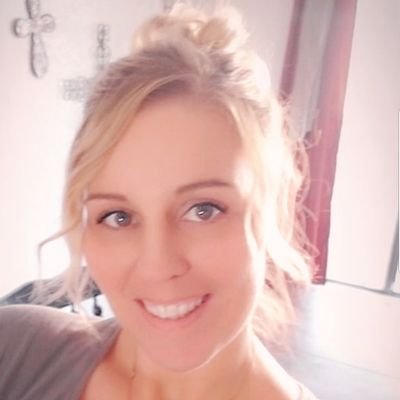 Profile Picture of Christina Floydon Twitter