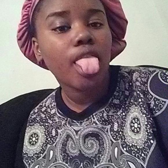 Profile Picture of Shantalah Thomas (@shaybabiie97) on Poshmark