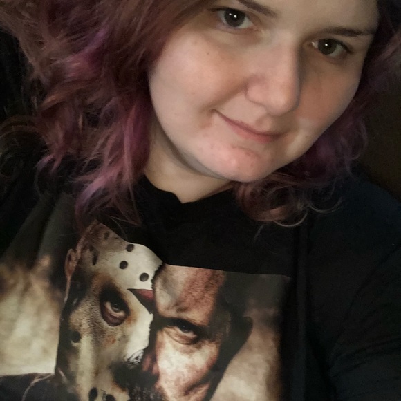 Profile Picture of Brittney Sowards (@littlebitgalaxy) on Poshmark