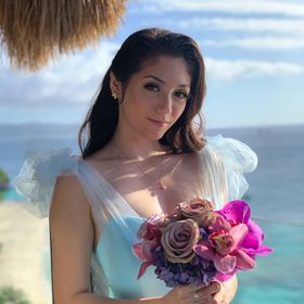 Profile Picture of Alexandra Zacky (@alexandrazacky) on Pinterest