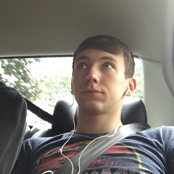 Profile Picture of Ben Grant (@sharktheshark) on Poshmark