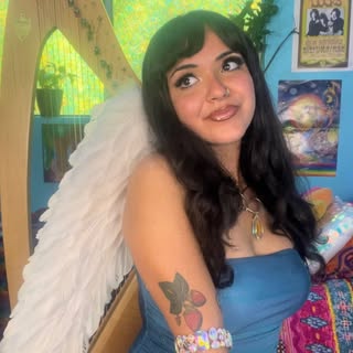Profile Picture of Iris 🕊️🌈 (@arcangeliris) on Instagram