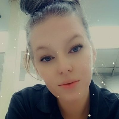 Profile Picture of Olivia James (@Olivia_teamDgt) on Twitter