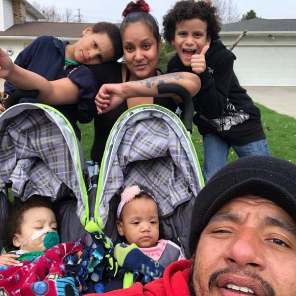 Profile Picture of Dontavius Burens (@taviusclinton) on Poshmark