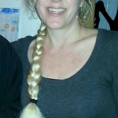 Profile Picture of Cindy Winkle Perry (@CindyPerry107) on Twitter