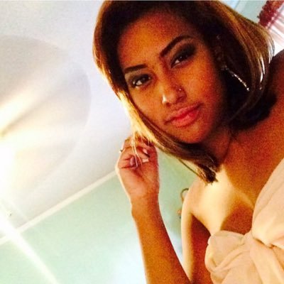 Profile Picture of _minnnnaaaa (@_minawilliams) on Twitter