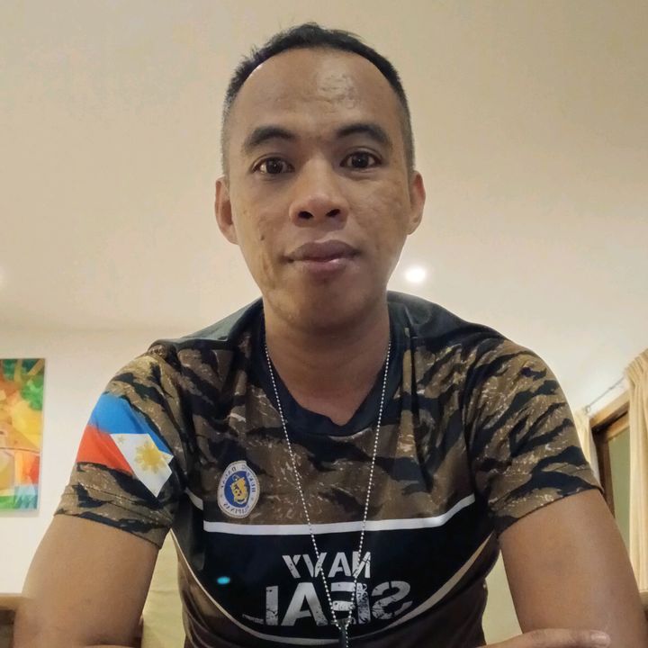 Profile Picture of kenneth ynzon paburian (@kenneth.ynzon.pab) on Tiktok