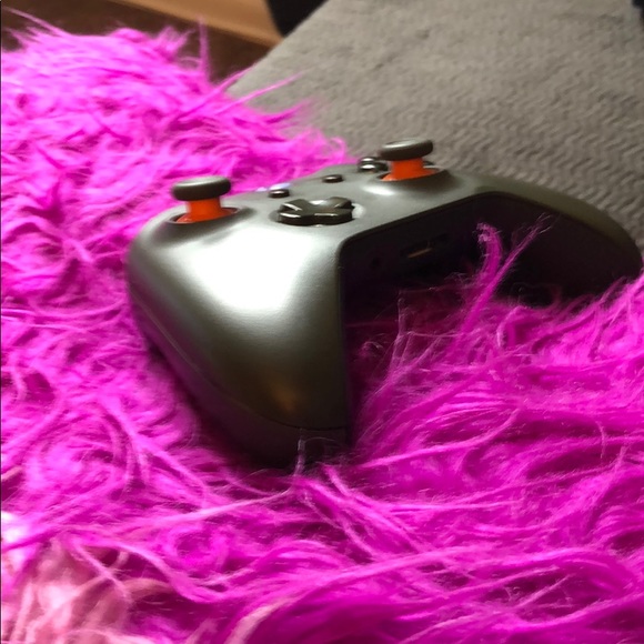 Profile Picture of Richard Camarote (@camrick) on Poshmark