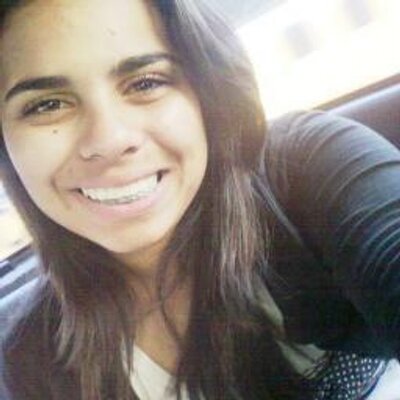 Paula Vasconcelos - Twitter Profile Picture of Paula Vasconcelos (@paavasconceelos) on Twitter