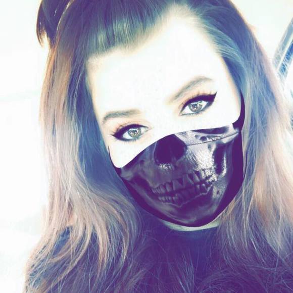 Profile Picture of Martika Breeden (@tikahope94) on Poshmark