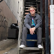 Profile Picture of Zachary Cochran (@BennyBee999) on Youtube