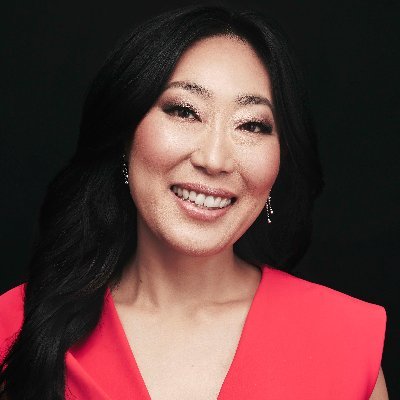 Profile Picture of Gloria Kim (@GloryousFilms) on Twitter