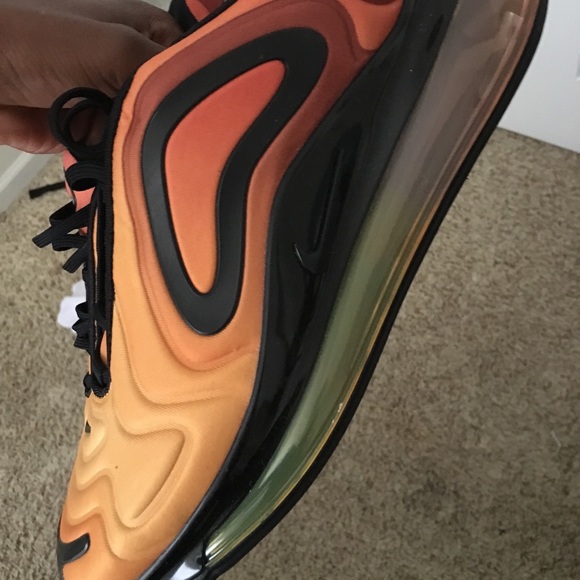 Profile Picture of Jatarus Martin (@jatarusmartin12) on Poshmark