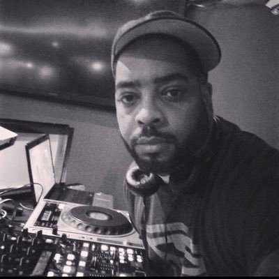 Profile Picture of James Beard (@djsoulinfinite) on Twitter