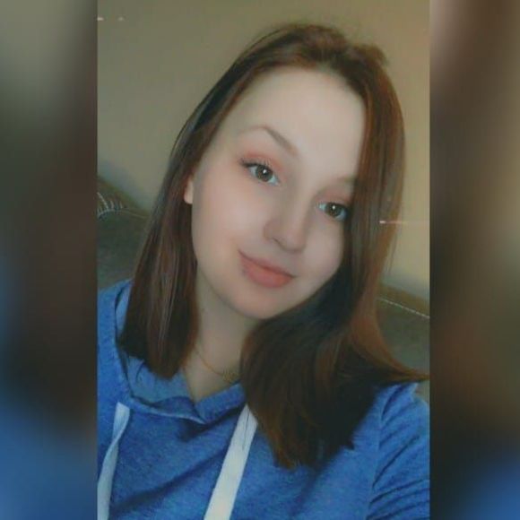 Profile Picture of Hayle Smith (@haylesmith42) on Poshmark