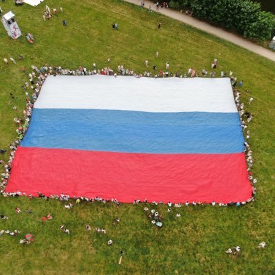 Profile Picture of майорова (@R2speniRBmEW6ql) on Twitter