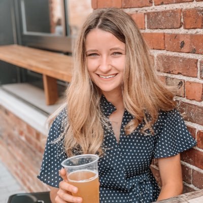 Profile Picture of Renee Lock (@Rlock98) on Twitter