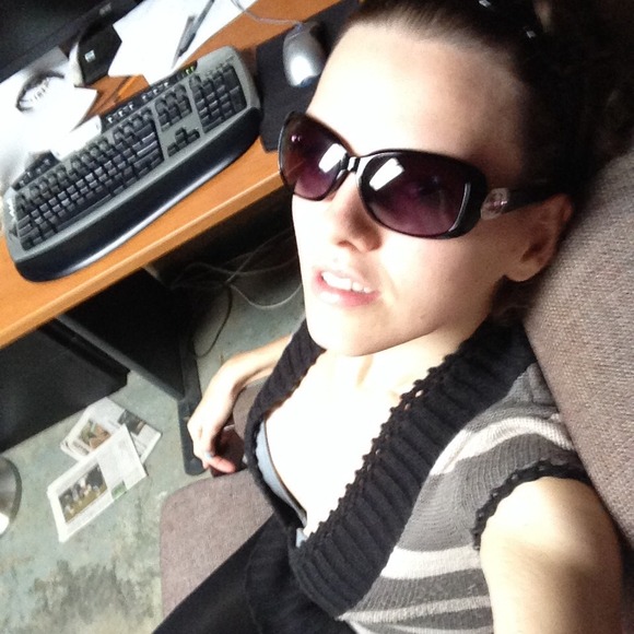 Profile Picture of Rosalynn Phillips (@rose2392) on Poshmark