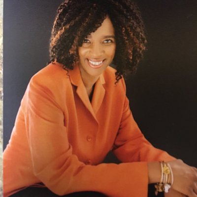 Profile Picture of Lynette Turner (@lynettebliss) on Twitter