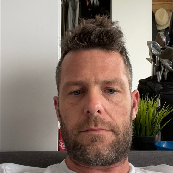 Profile Picture of Simon St-laurent (@simstlo27) on Poshmark