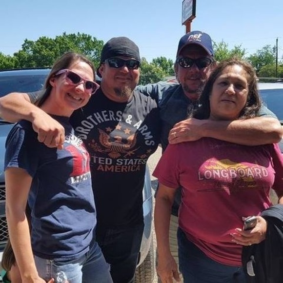 Profile Picture of Lester Scarbro (@bent_rim) on Poshmark