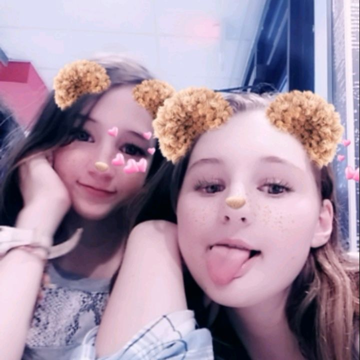 Profile Picture of Nina Goodman (@ninagoodman05) on Tiktok