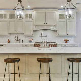 Profile Picture of Mitchell MacGregor Contracting (@kitchenbathdesigns) on Instagram