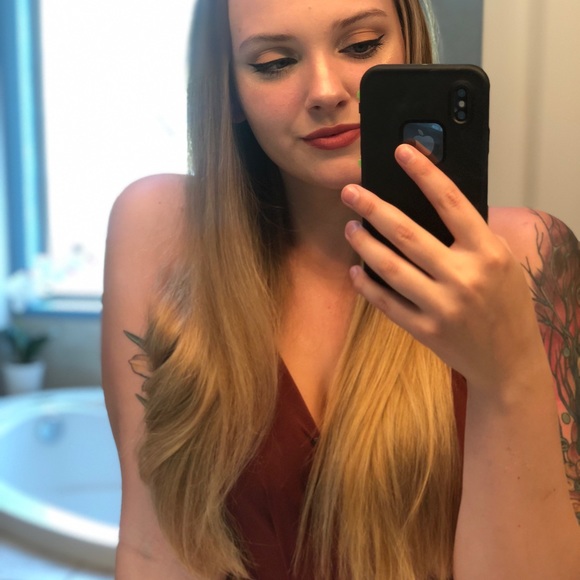 Profile Picture of Christy Suess (@christysuess) on Poshmark