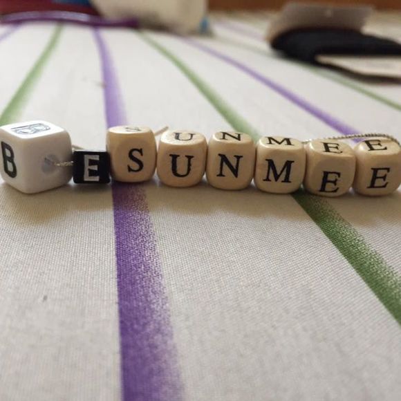 Steph Tamago - Poshmark Profile Picture of Steph Tamago (@sunmeetamashiro) on Poshmark