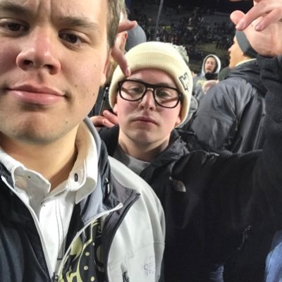 Profile Picture of Bob (@RobertSchafer16) on Twitter